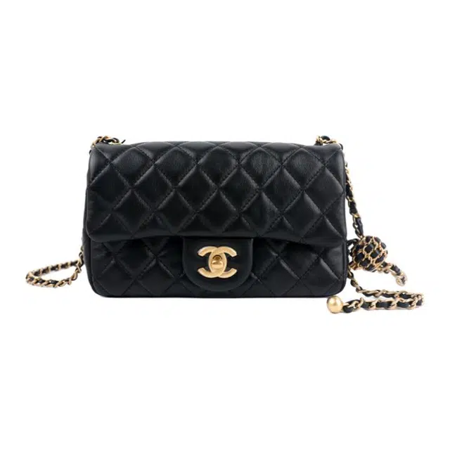 CHANEL mini