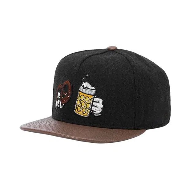 艾佳微 黑色嘻哈休闲平沿个性图案夏日啤酒小酌 棉 棒球帽 男女同款情侣款