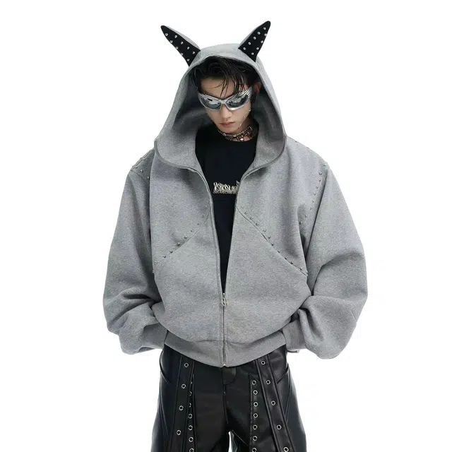 虫小绿 “宠物情人”犬元素铆钉拼接高街风舒适休闲连帽服饰卫衣 男女同款