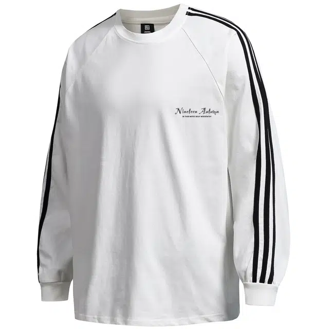 NINETEEN AUTUMN logoT