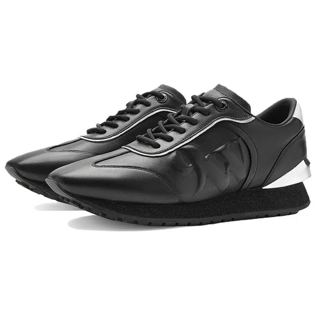 NINE WEST T