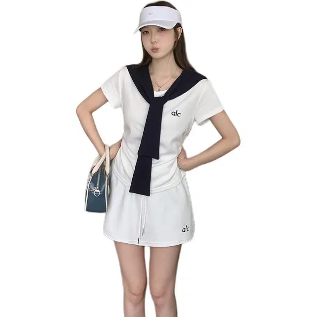 Kiki Clothing Boutique