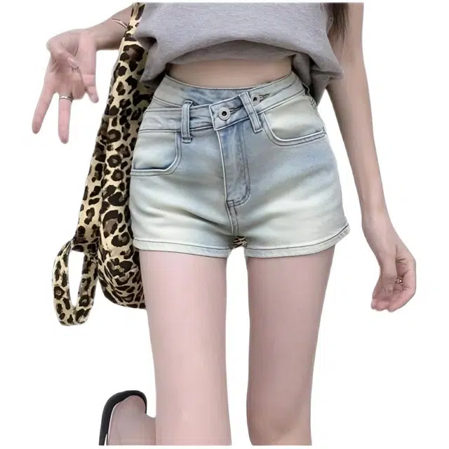 木木兔 潮流时尚美式复古辣妹水洗高腰显瘦直筒热裤牛仔短裤 女款