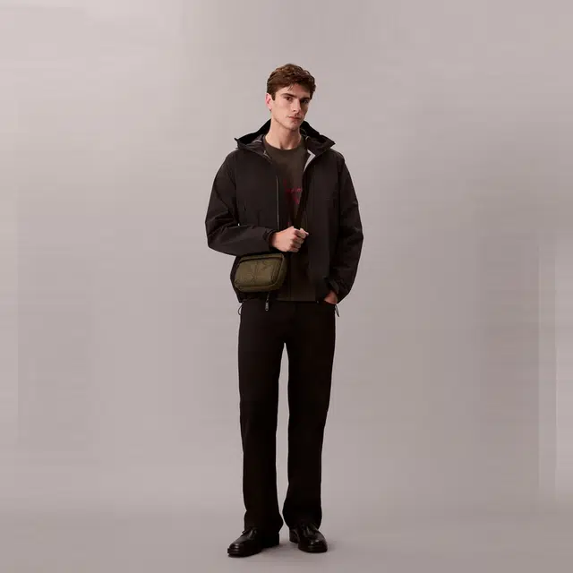 CALVIN KLEIN