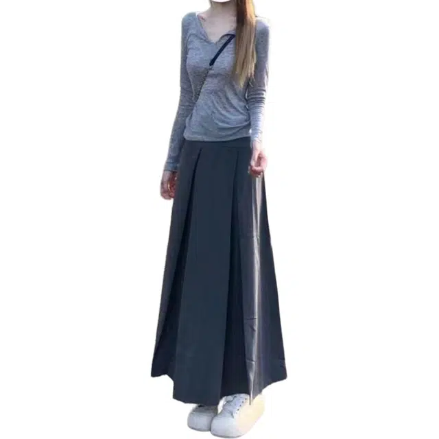 MUCCHIC T