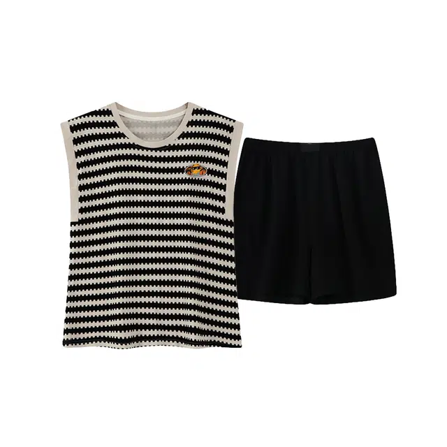 加菲猫家族 带胸垫一体棋格黑裤两件套家居服少女可外穿防走光休闲睡衣套装 女款