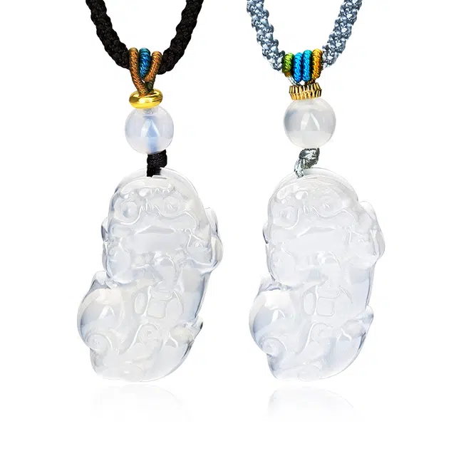 周大生 吞金纳福双倍欢喜精雕细琢爱情貔貅#好运天然 玉髓 项链 男女同款情侣款