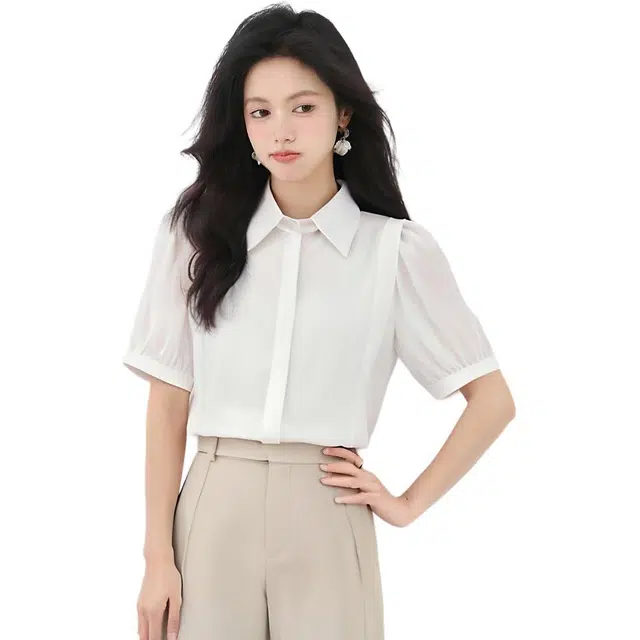 Kiki Clothing Boutique V