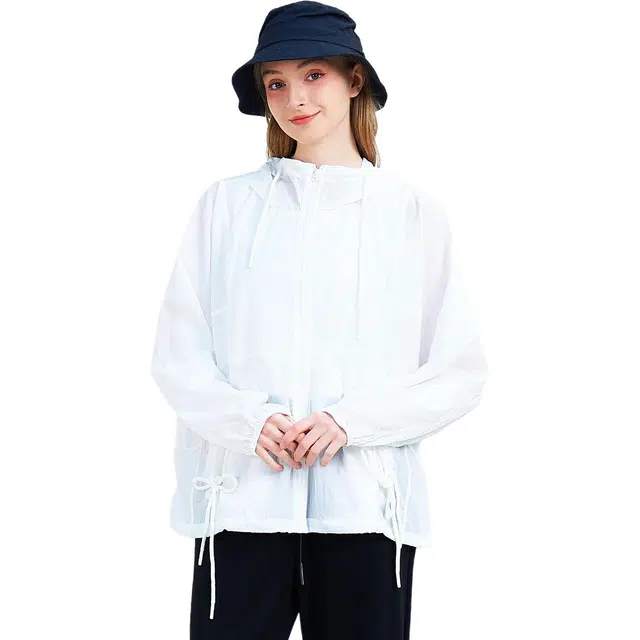 木果果木 透气夏季户外运动纯色宽松型夹克 女款