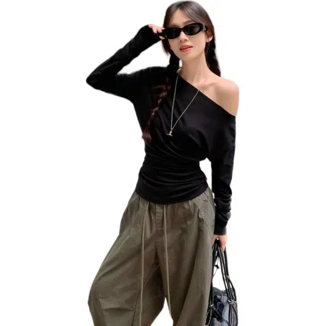 MUCCHIC T