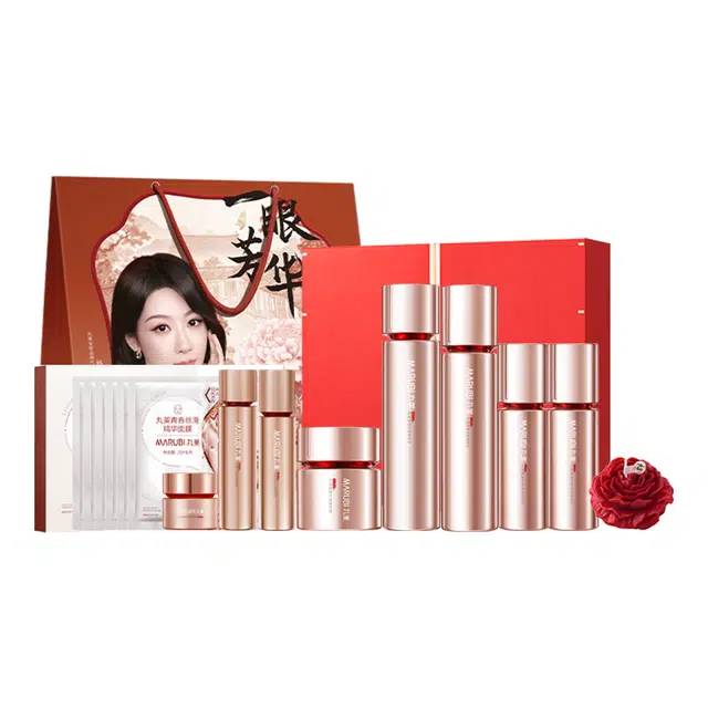 丸美 一眼芳华青春四抗原装礼盒  改善细纹 补水保湿 淡纹紧致 礼盒礼袋装   淡纹紧致