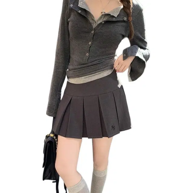 MUCCHIC T