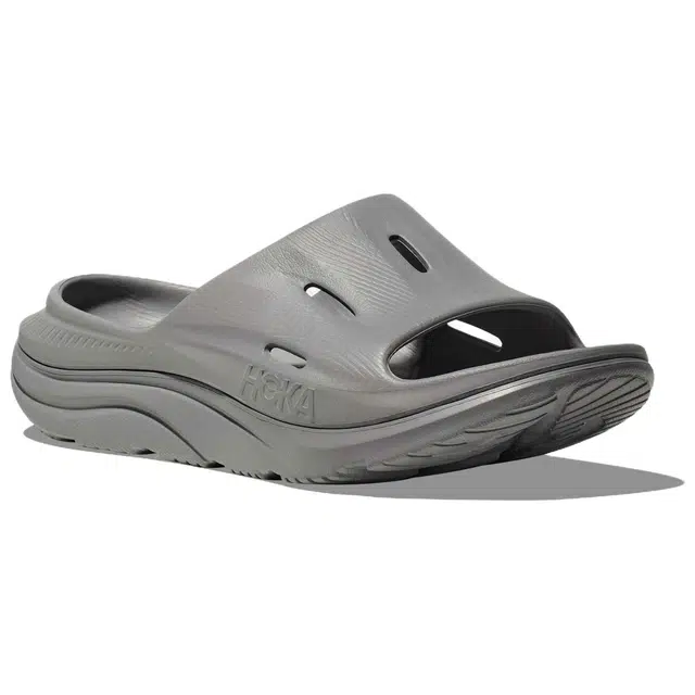 HOKA ONE ONE