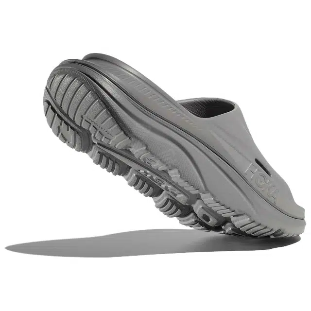 HOKA ONE ONE