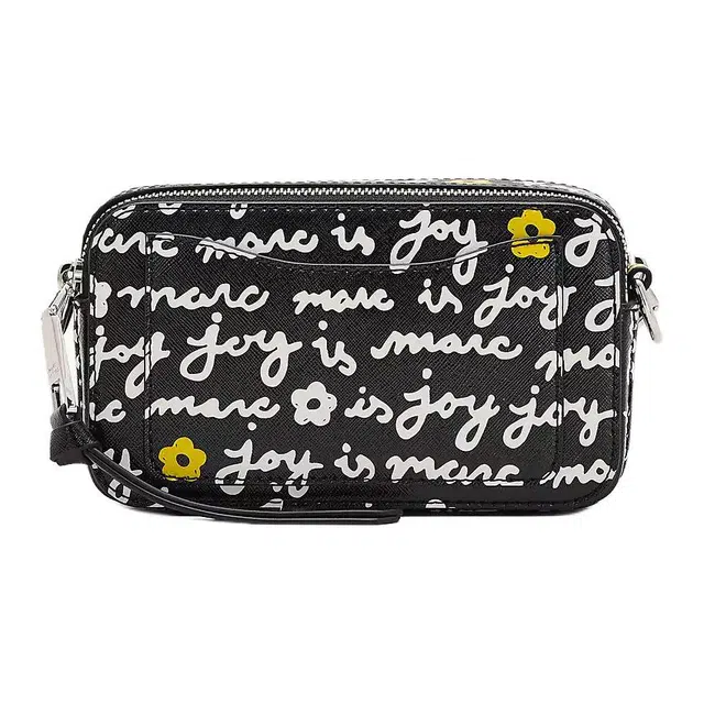 MARC JACOBS Snapshot