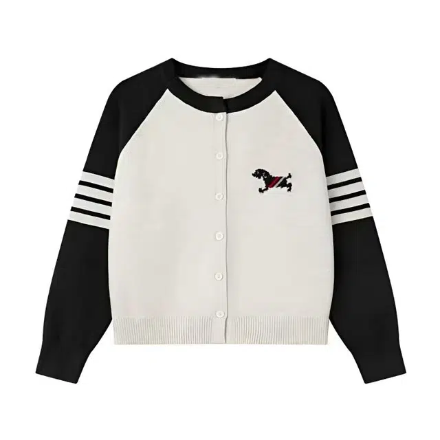 怪力萝莉 韩系设计感舒适度假休闲长袖服饰针织衫 女款