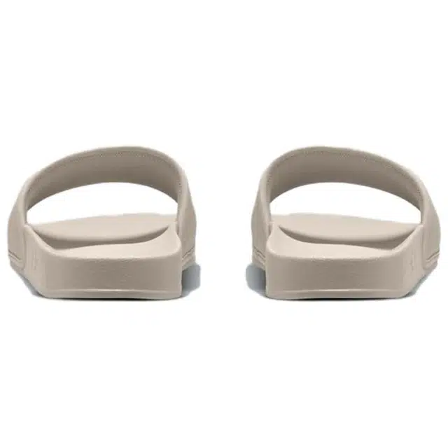 THE NORTH FACE Base Camp Slide 3