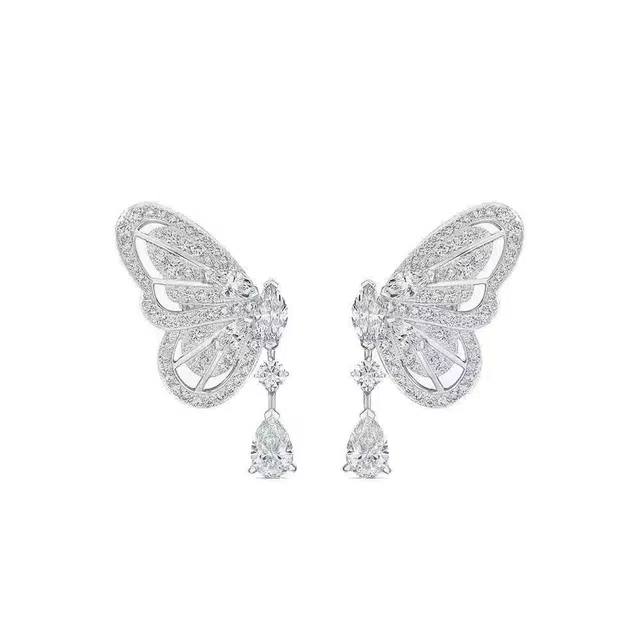 澜耀 蝶翼钻雨 镂空满钻蝴蝶水滴 轻奢小众气质#好运 铜合金 耳环 女款