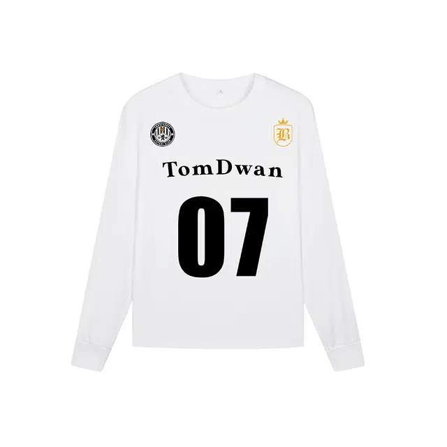 TOM DWAN T