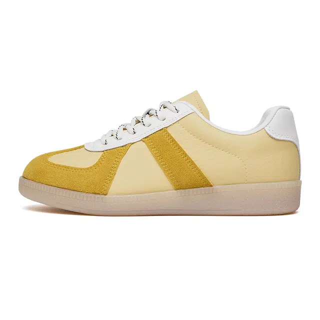 小鹿米利 时尚简约 休闲经典 百搭舒适 轻便 低帮 板鞋 女