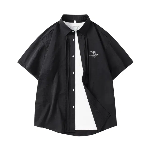 领航骆驼 夏季通勤纯色翻领宽松拼接立体解构褶皱薄款透气耐磨基础款高级感纽扣肌理小众设计开衫日常短袖  衬衫  男女同款