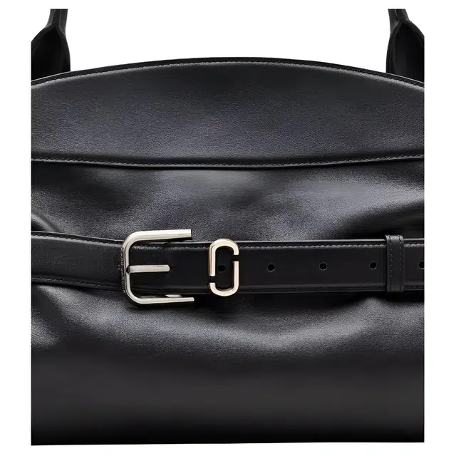 MARC JACOBS