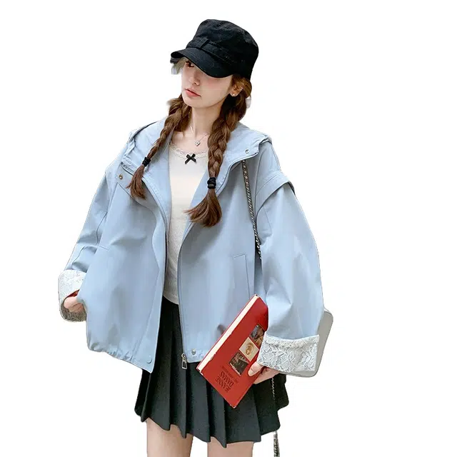 稻草人 连帽减龄短外套宽松气质小个子蕾丝拼接风衣 女款