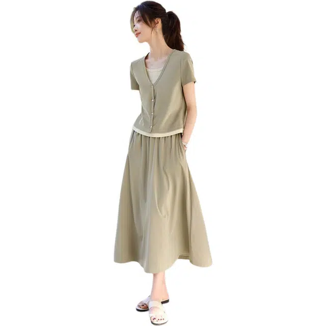 Kiki Clothing Boutique T