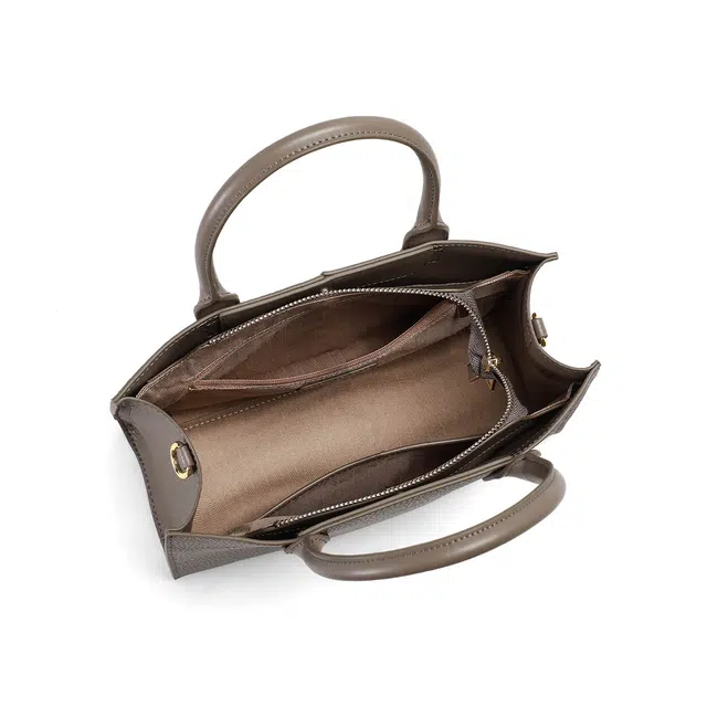 CBANNER Tote