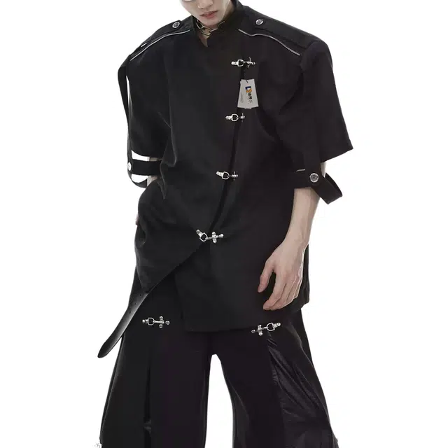 地界二 新中式复古小众解构垫肩短袖衬衣男夏季液态设计感金属扣开衫外套解构液态设计感金属扣纯色五分袖潮夹克 男款