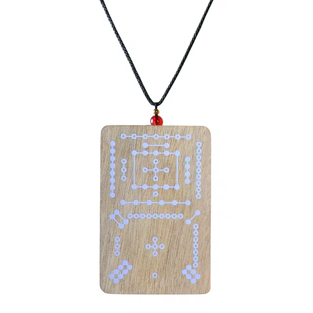 素于 简约设计轻奢高级感国潮民族风个性转运佛牌掌心禅意日常素雅百搭时尚出街神器诸事顺遂上岸#好运 楠木 项链 男女同款情侣款