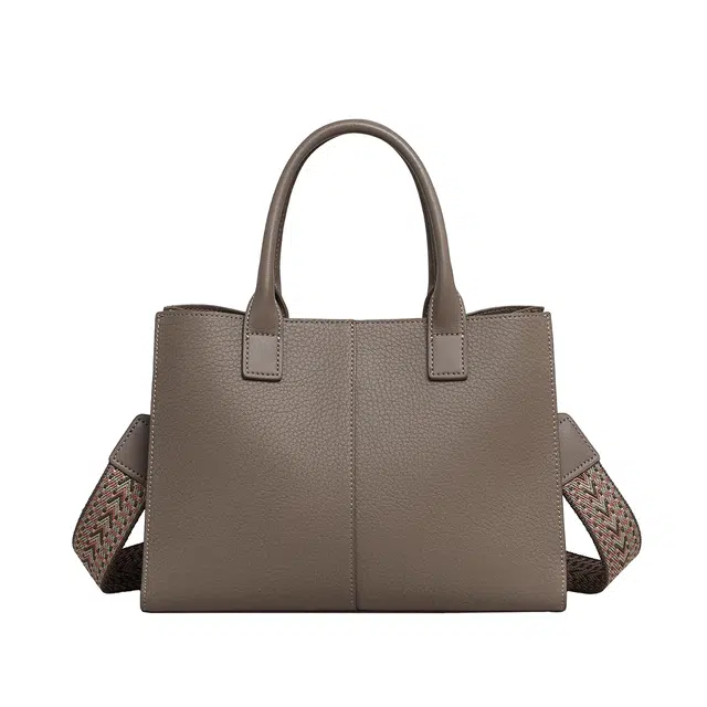 CBANNER Tote