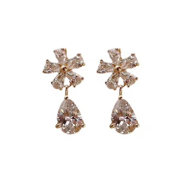 澜耀 钻瓣坠露 超仙花朵水滴 温柔田园风小众耳饰 铜合金 耳环 女款