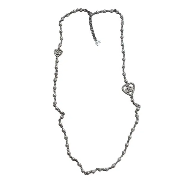 CHANEL C C -