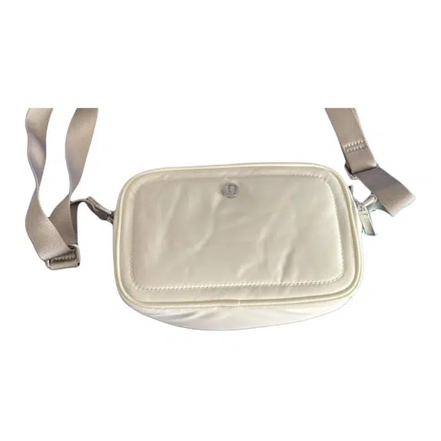 lululemon Crossbody 2L