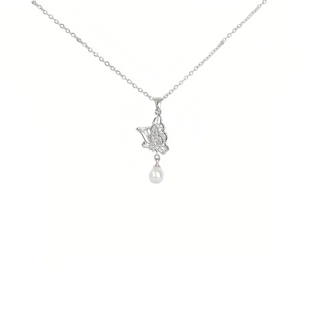 前方大荒野 细闪蝴蝶锁骨链闪耀森系小清新精致时髦轻奢高级感时尚小众设计日常百搭精致气质#好运 钛钢 项链 女款