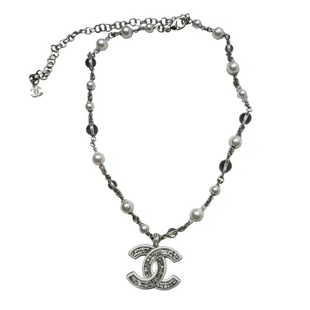 CHANEL C C -
