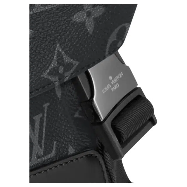 LOUIS VUITTON Voyager