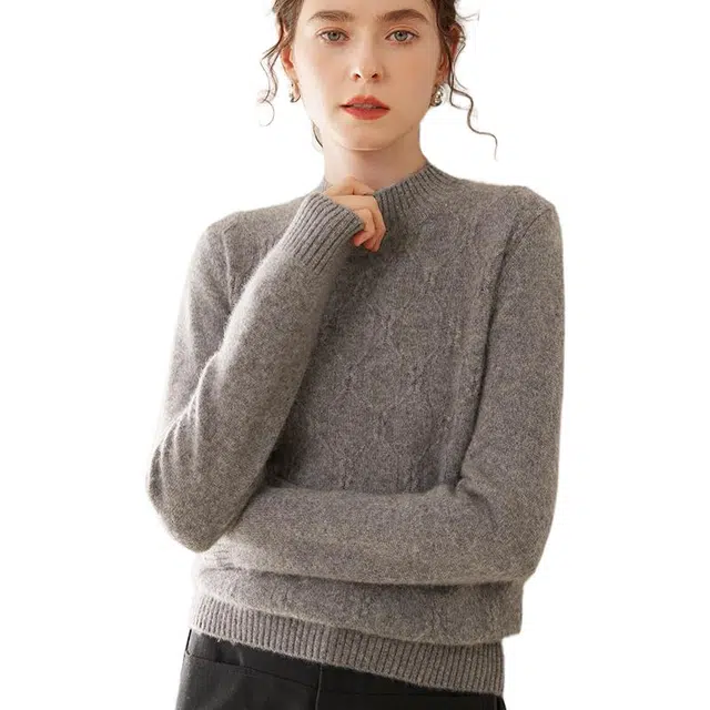 袋鼠 舒适简约百搭显瘦半高领质感纹路长袖羊绒衫 女款