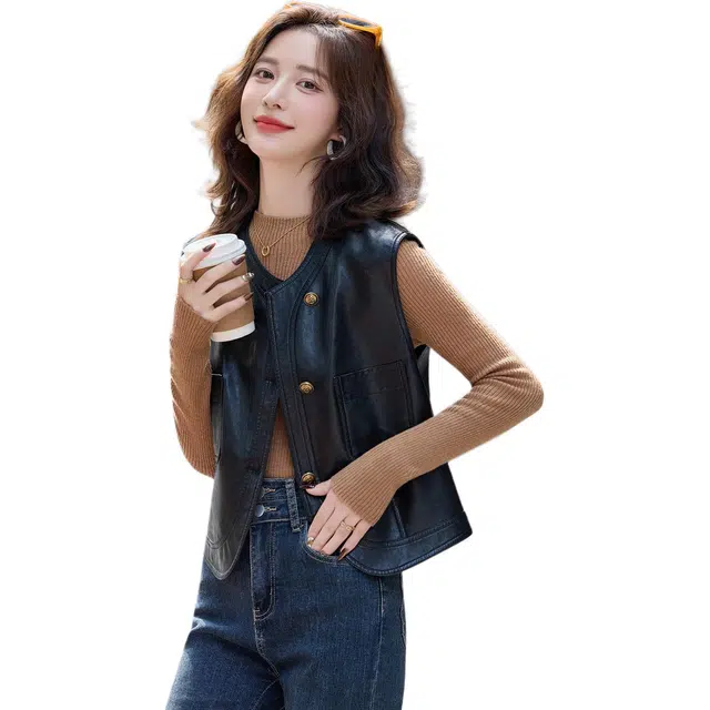 袋鼠 圆领时尚百搭气质马甲皮衣外套 女款