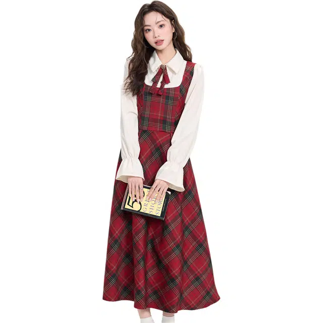 柏黛妃 学院风格纹背带裙简约设计感上衣裙装套装 女款