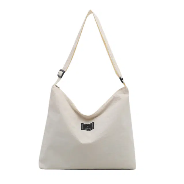 巴朗熊 简约休闲设计感大容量轻便文艺通勤 涤纶 单肩包 常规 女款 多色