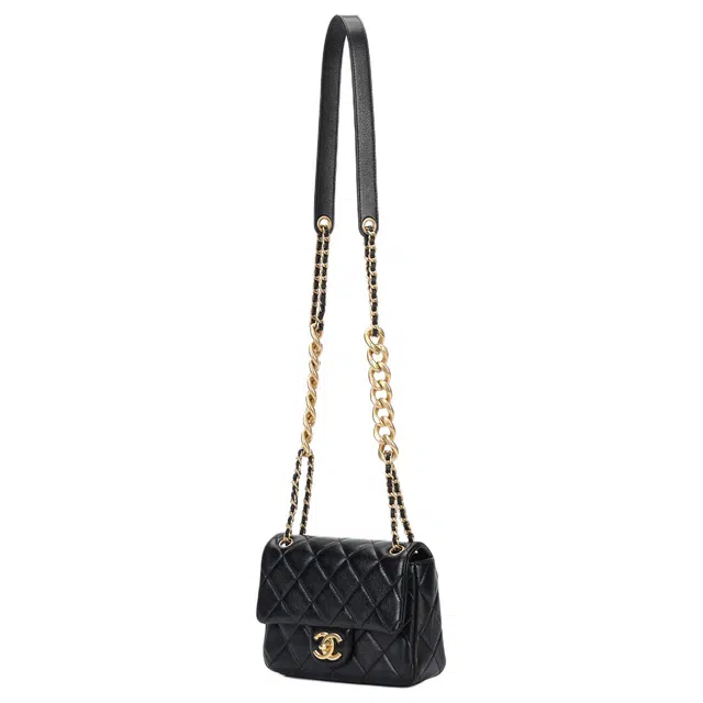 CHANEL Flap