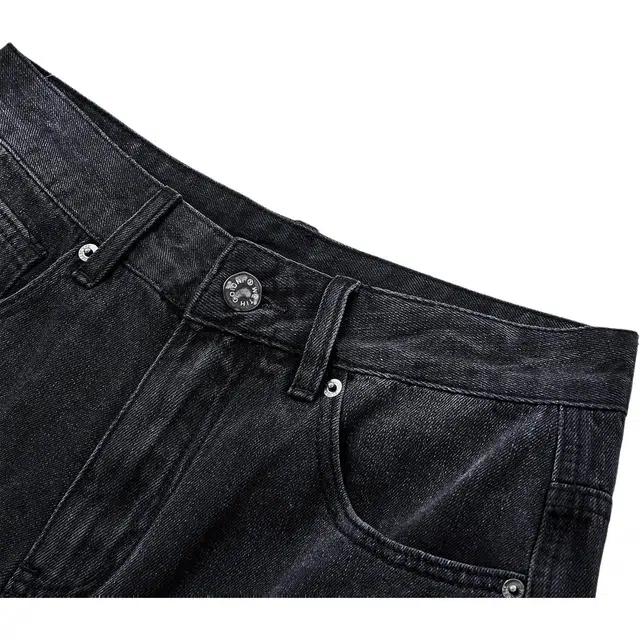 Lee Cooper