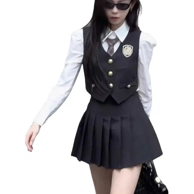 Kiki Clothing Boutique