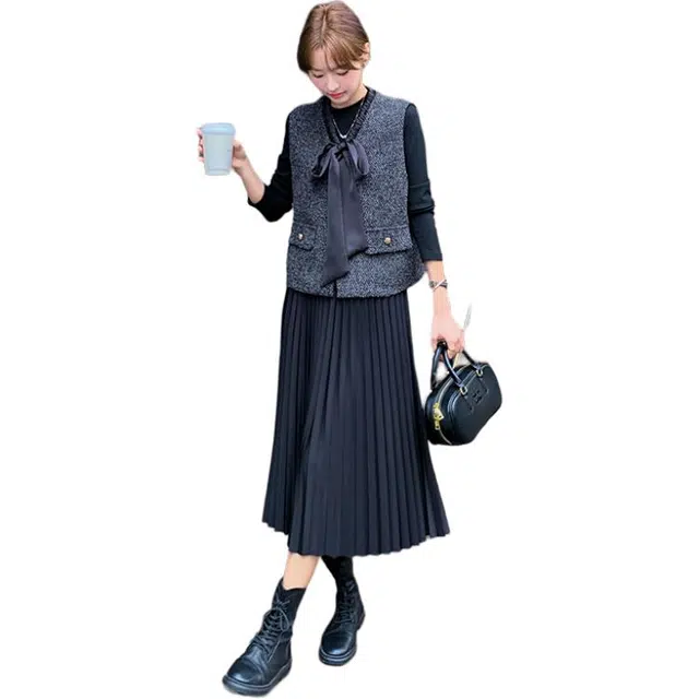 稻草人 小香风蝴蝶结马甲百褶连衣裙两件套气质显瘦裙装套装 女款