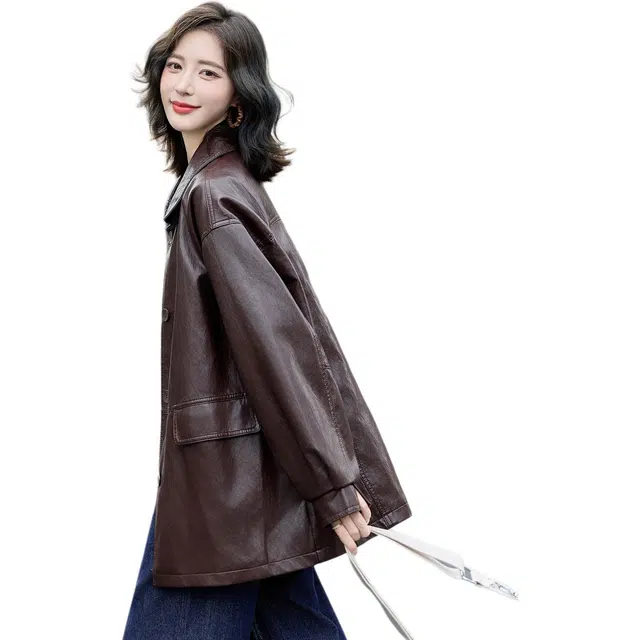 袋鼠 时尚中长款翻领休闲气质单排扣风衣式外套皮衣 女款