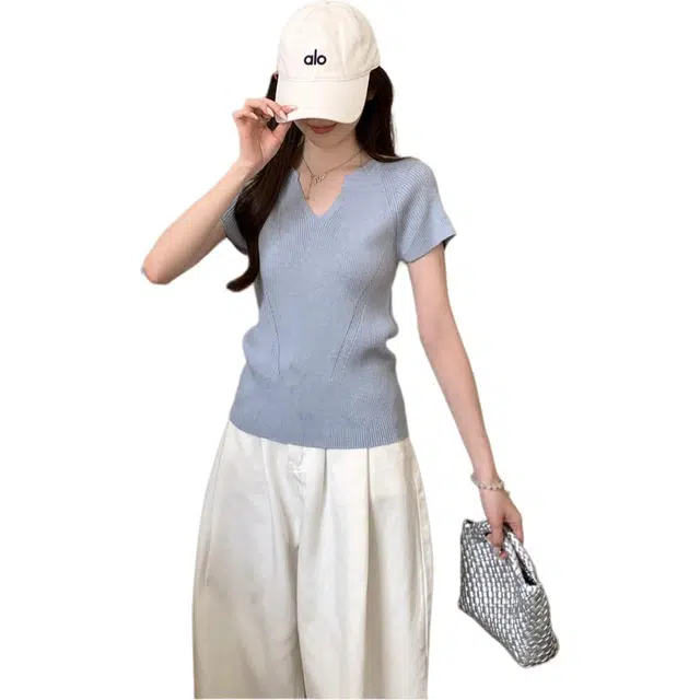 Kiki Clothing Boutique T