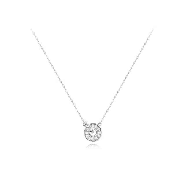 【S925银】 六桂福珠宝 莫比乌斯 小众设计经典百搭精致简约学生日常高级感轻奢通勤转运约会温柔气质可调节锁骨链 锆石 项链 女款