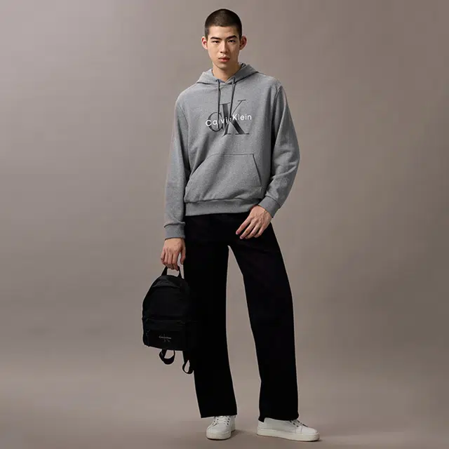 CALVIN KLEIN